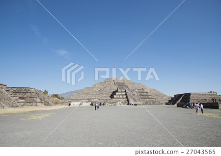 特奧蒂瓦坎仍留在墨西哥月亮金字塔中 特奧蒂瓦坎仍留在墨西哥月亮金字塔中 27043565