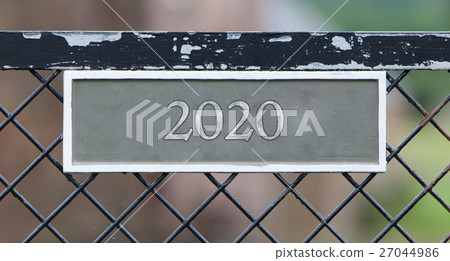 Sign on fence - 2020 27044986