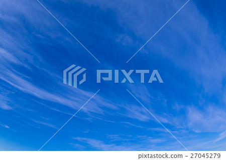 Sky and clouds in December afternoon (exaggerated by retouching 3: 2) Sky and clouds in December afternoon (exaggerated by retouching 3: 2) 27045279