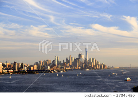 Manhattan from New Jersey 27045480