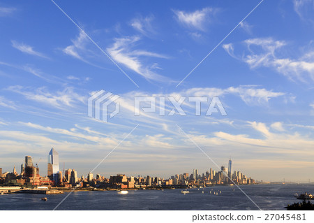 Manhattan from New Jersey 27045481