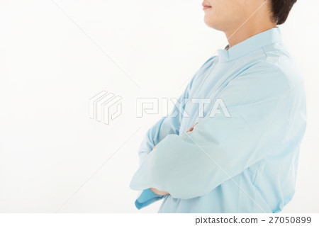 Doctor wearing surgical gown 27050899