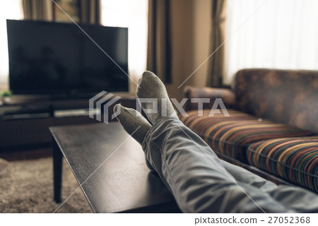 Relaxing men 27052368