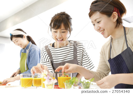 Cooking classes, cooking schools 27054340