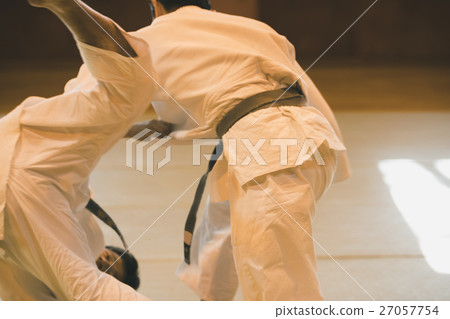 柔道 武術 人 27057754