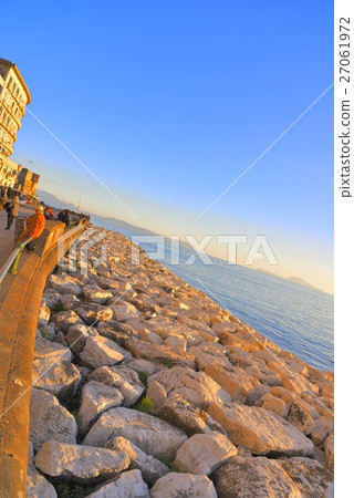 那不勒斯那不勒斯海灣，意大利，跟隨蛋城堡的路 27061972