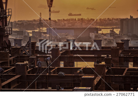 Building under construction Building under construction 27062771