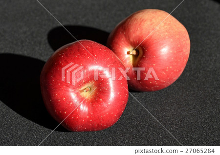 Apple (the world's best) 27065284