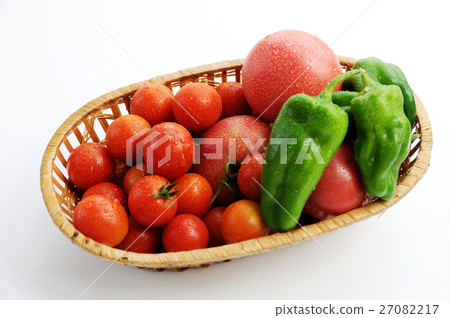 在籃子裡的西紅柿 在籃子裡的西紅柿 27082217