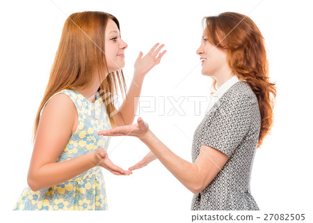 portrait of a beautiful young girlfriends arguing portrait of a beautiful young girlfriends arguing 27082505