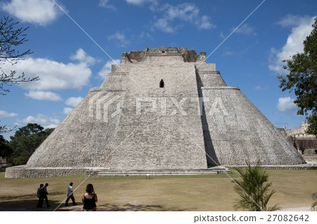 Mexico Uxmal remains wizard pyramid 27082642