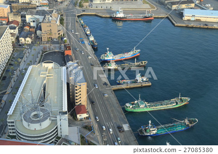 Shimonoseki Port from Shimonoseki "Strait Yume Tower" 27085380