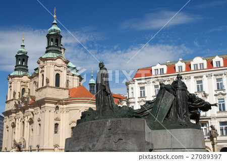 Statue of Jan Hus. Old Town Square, Prague, Czech Statue of Jan Hus. Old Town Square, Prague, Czech 27089397