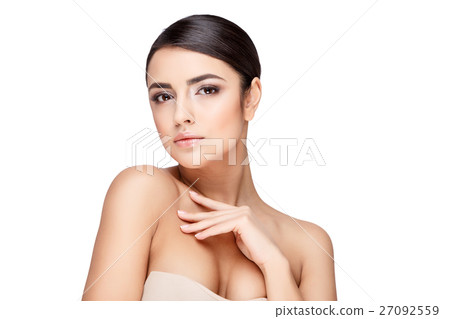 Young brunette woman with beautiful clean skin 27092559