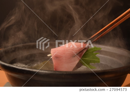 Udon Shabu with chopsticks 27094573