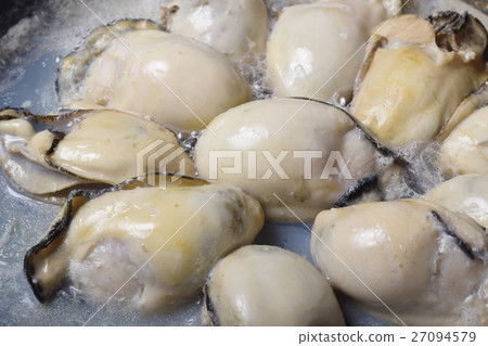 Steamed oyster of large oysters 27094579