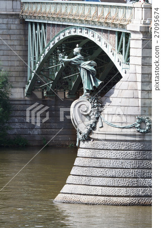 Women with torches, Cechuv Bridge. Prague Women with torches, Cechuv Bridge. Prague 27095674