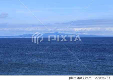 "Kunashirijima" from the Notsuken Peninsula 27098783