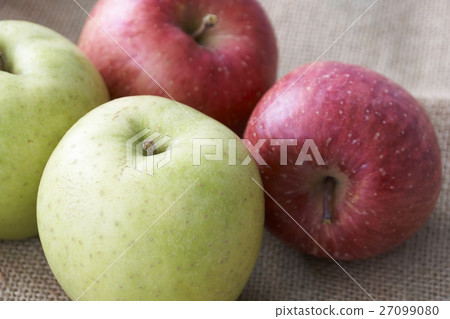 Shiba apples 27099080