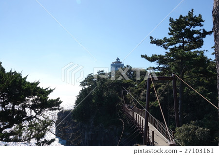 Shiogasaki Izu Kadowaki燈塔和吊橋 27103161