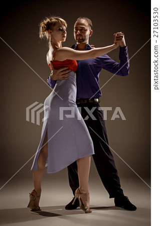 The man and the woman dancing argentinian tango 27103530