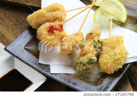 Deep-fried skewers (sideways) 27105798