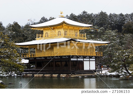 金閣寺的雪景 27106153
