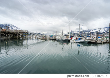 View of fishing boats moored at the port of Seward 27107393
