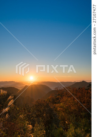 Yoyo風景從瀨戶內海的在晚秋天 Yoyo風景從瀨戶內海的在晚秋天 27107477