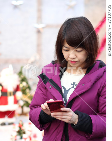 x'mas Search at a venue with a smartphone OL x'mas Search at a venue with a smartphone OL 27107735