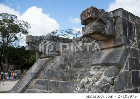 墨西哥奇琴伊察遺址捷豹和高野橋 27108979