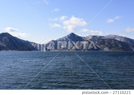 Nikko · Chuzenji Lake and mountains - Nikko National Park - Nikko · Chuzenji Lake and mountains - Nikko National Park - 27110221