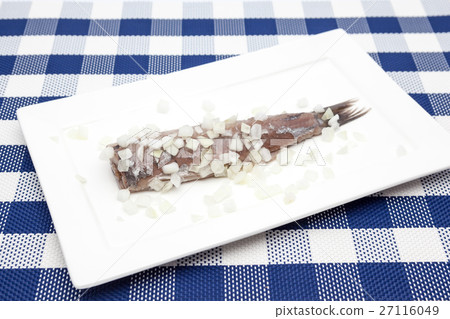 fish herring with onions fish herring with onions 27116049