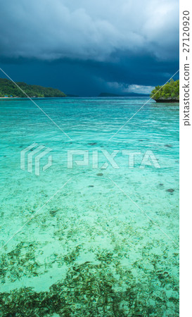 Azure Lagoone before Thunderstorm, Raja Ampat 27120920