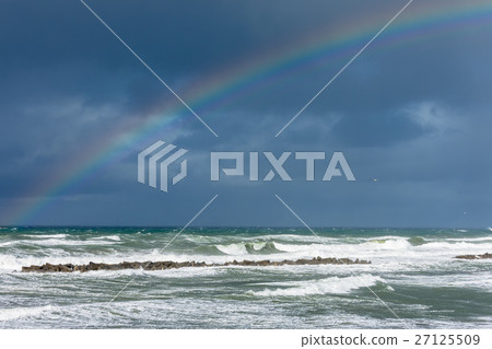 Rainbow on the coast 27125509