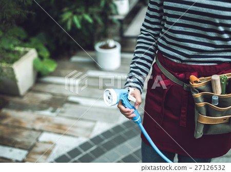 Gardening staff [photography cooperation: TENOHA DAIKANYAMA Gardening staff [photography cooperation: TENOHA DAIKANYAMA 27126532