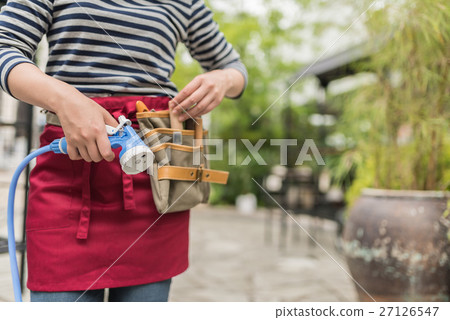 Gardening staff [photography cooperation: TENOHA DAIKANYAMA Gardening staff [photography cooperation: TENOHA DAIKANYAMA 27126547