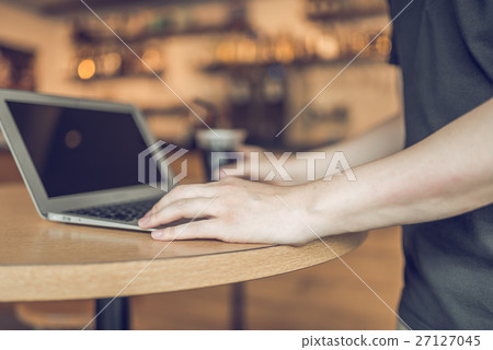 Nomad Image 12: Shooting Cooperation: TENOHA DAIKANYAMA 27127045