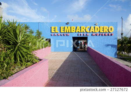 Mexico Cancun Playa · Linda Ferry stand Mexico Cancun Playa · Linda Ferry stand 27127672