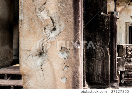 Cambodia's wartime warfare remaining in Angkor Wat 27127800