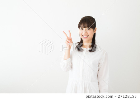 白色的一塊女人 27128153
