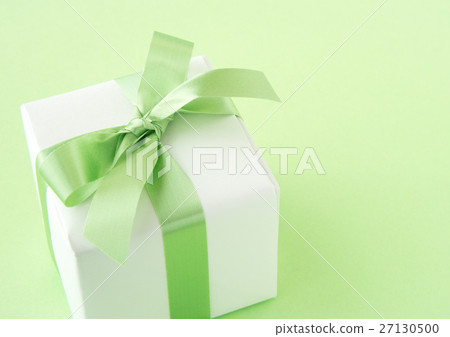 Presents Gifts Gifts Gift boxes Yellow-green wrapping packaging 27130500