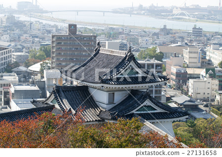和歌山城堡的Oko在秋天 和歌山城堡的Oko在秋天 27131658