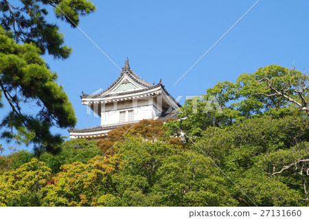 Oko of Wakayama castle in autumn Oko of Wakayama castle in autumn 27131660