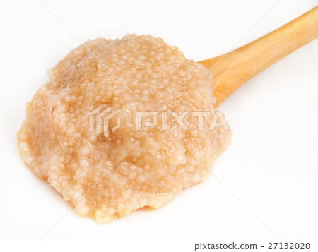salty caviar of herring fish in wooden spoon 27132020