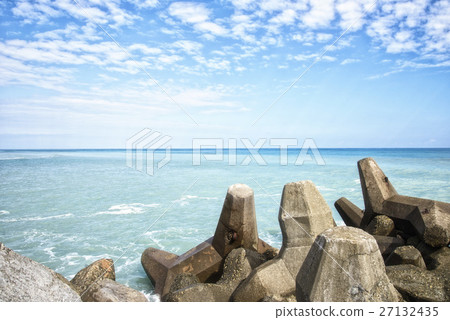 Pacific Coast 27132435