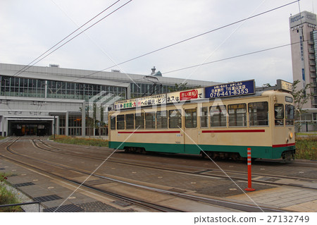 Toyama Station and Toyama Regional Railroad Tram / Toyama Prefecture Toyama City Toyama Station and Toyama Regional Railroad Tram / Toyama Prefecture Toyama City 27132749