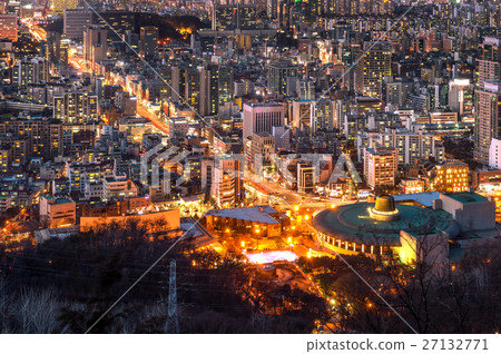 View of downtown cityscape in Seoul, South Korea. View of downtown cityscape in Seoul, South Korea. 27132771