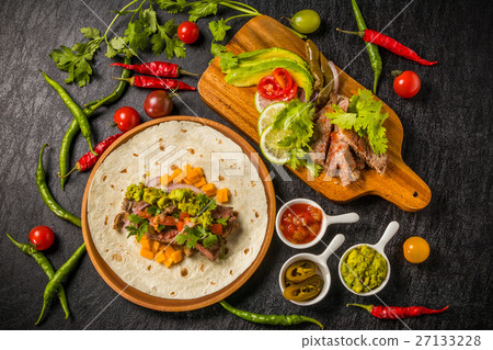 Taco set Mexican food Mexican food tacos 27133228
