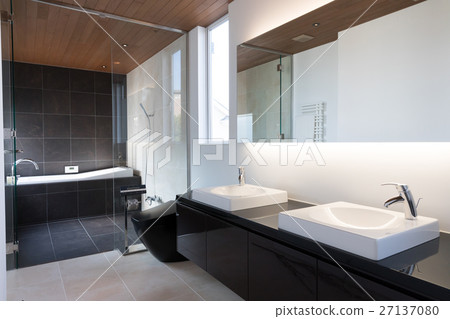 浴室內部圖像 27137080